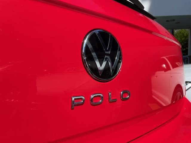 VolksWagen POLO 2021-08 21329-12