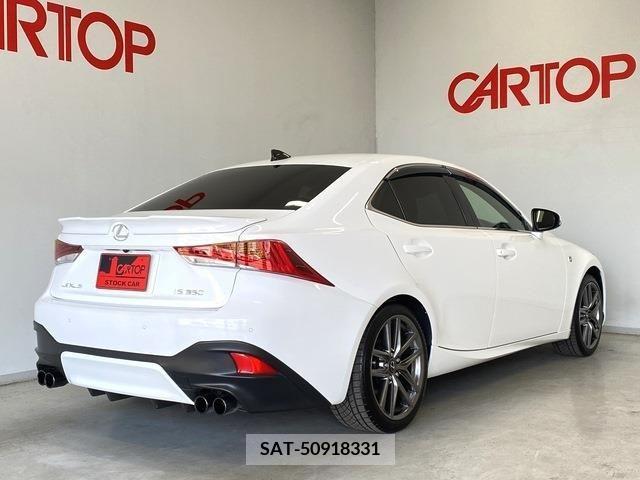 Lexus IS 2017-06 304446-3