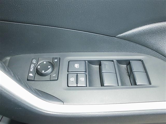 Toyota RAV4 2020-02 181574-19