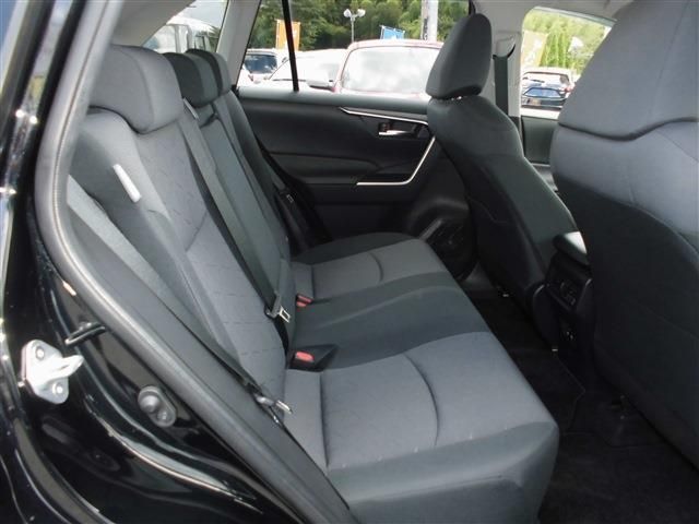 Toyota RAV4 2020-02 181574-6