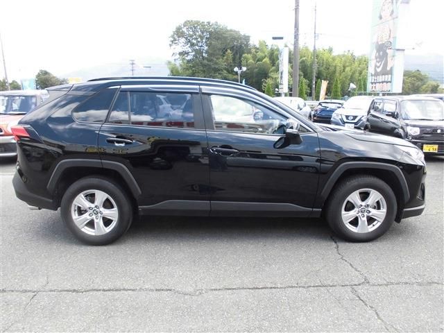 Toyota RAV4 2020-02 181574-2