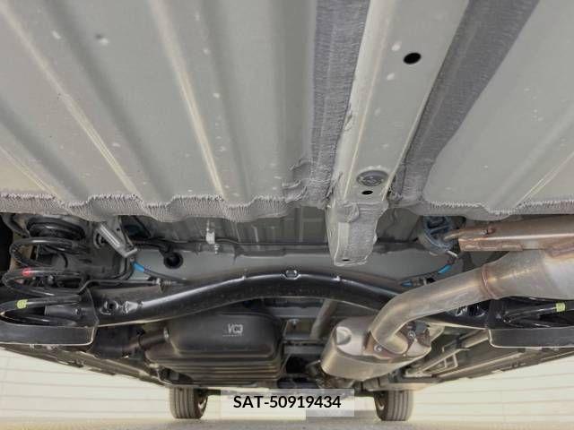 Toyota VOXY 2022-04 289053-19