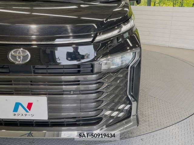 Toyota VOXY 2022-04 289053-13
