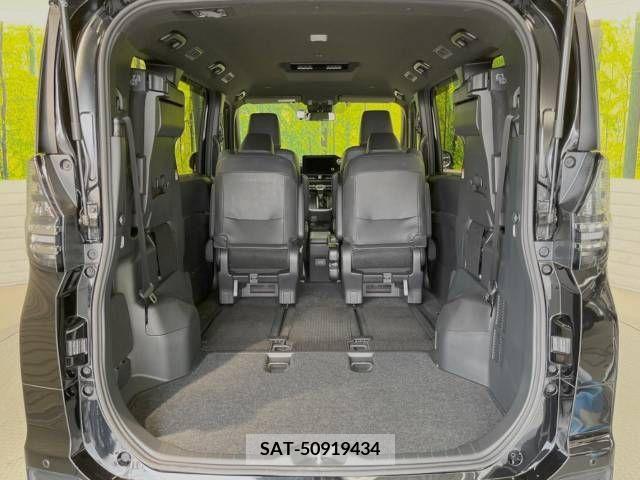 Toyota VOXY 2022-04 289053-12