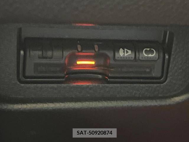 Nissan X-TRAIL 2011-09 341295-5