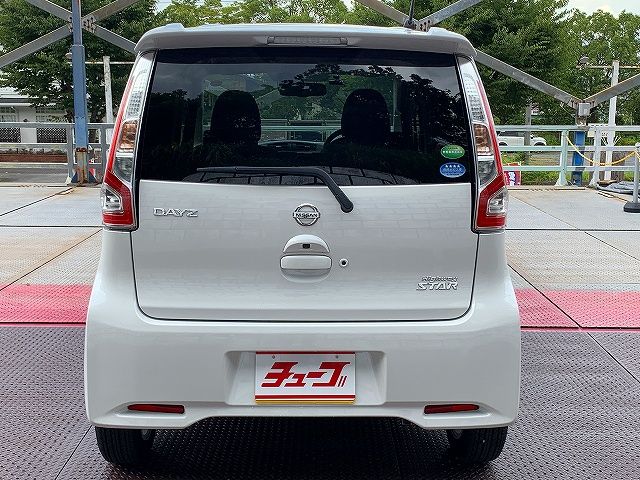 Nissan DAYZ 2017-03 8372-22