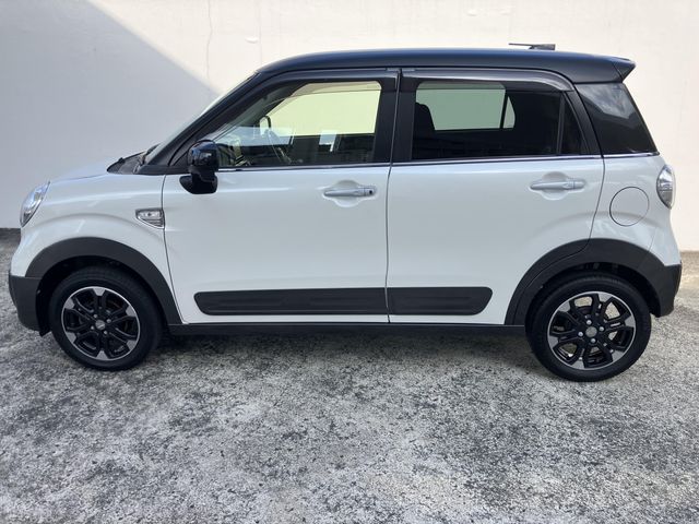 Daihatsu CAST 2018-06 7600-5