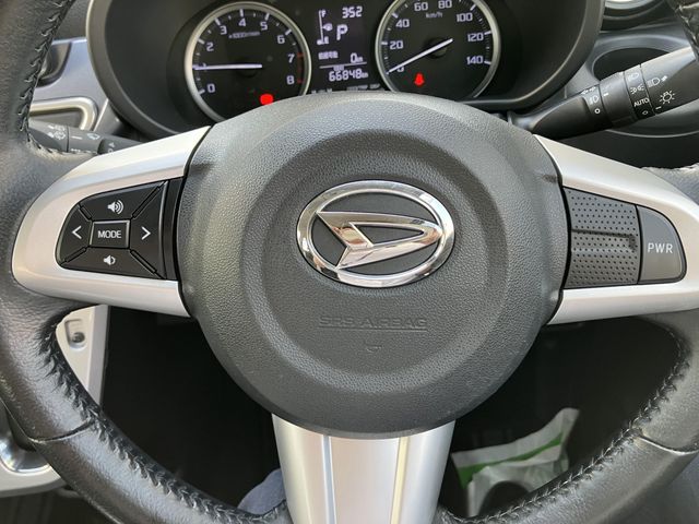 Daihatsu CAST 2018-06 7600-11