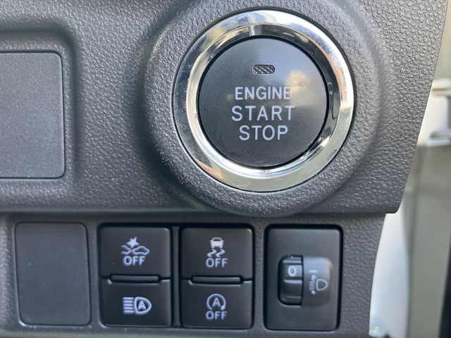 Daihatsu CAST 2018-06 7600-15