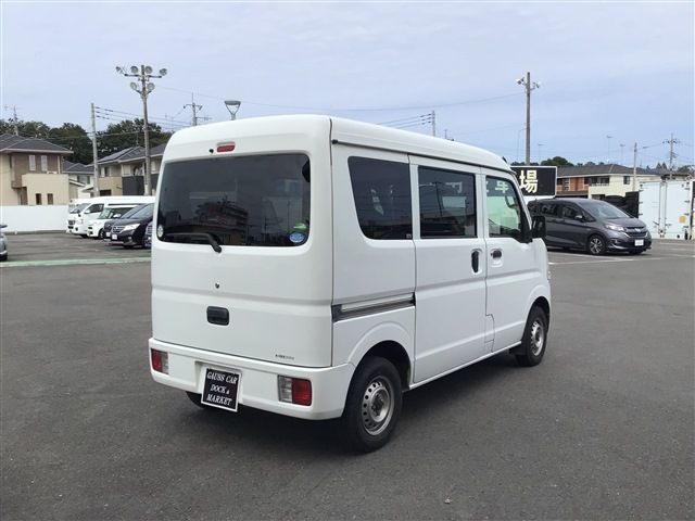 Suzuki EVERY 2017-09 16381-5