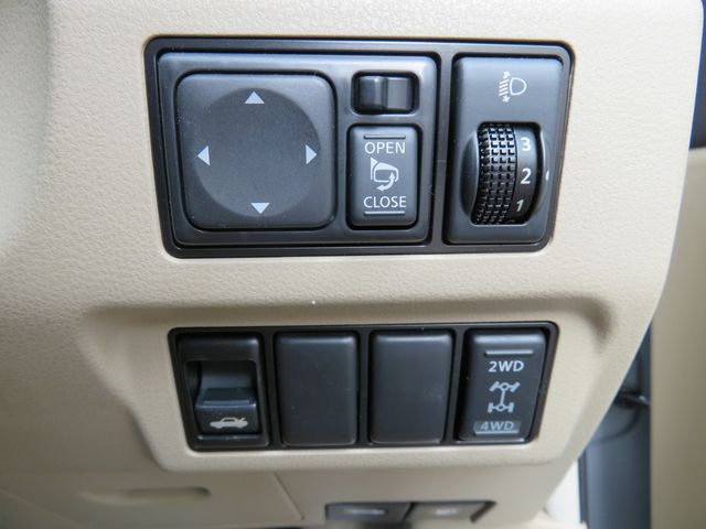 Nissan BLUEBIRD SYLPHY 2012-03 19718-22