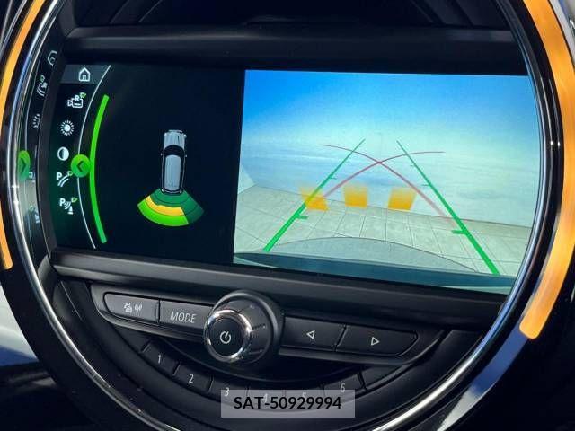 Bmw MINI 2018-06 221038-4