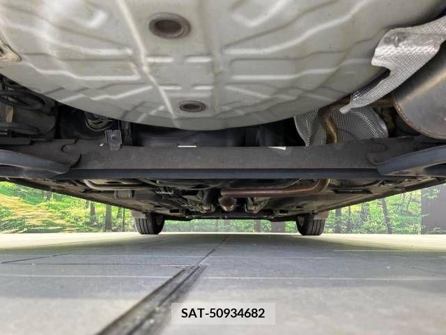 Nissan NOTE 2015-04 345304-19