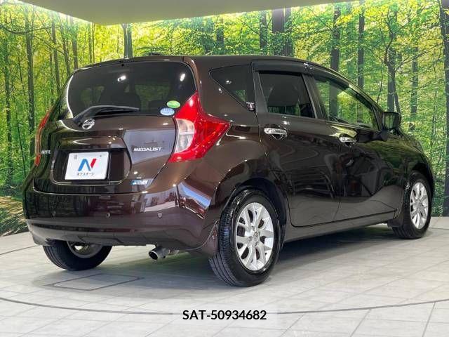 Nissan NOTE 2015-04 345304-17