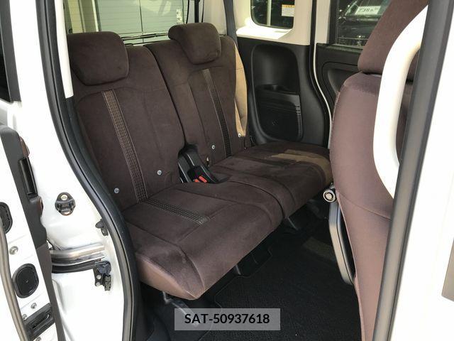 Honda N BOX 2019-08 339643-9