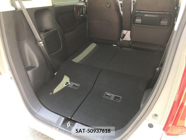 Honda N BOX 2019-08 339643-11