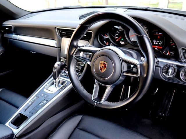 Porsche 911 2016-04 186928-19