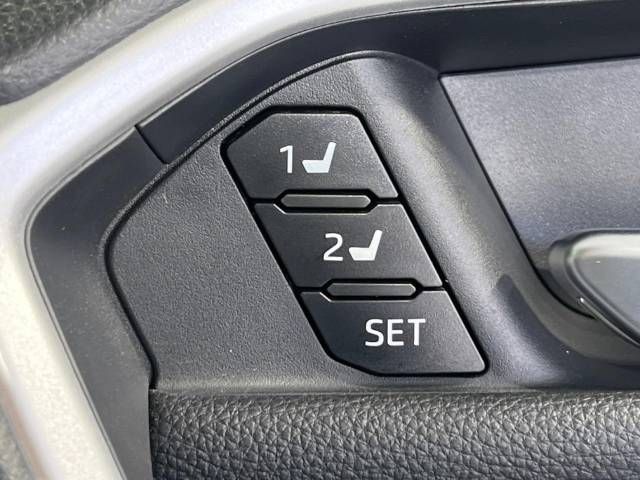 Toyota RAV4 2019-06 15432-6