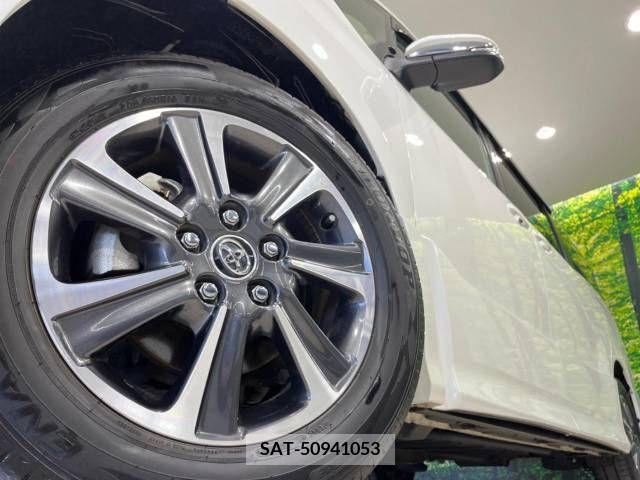 Toyota VOXY 2018-05 370334-12