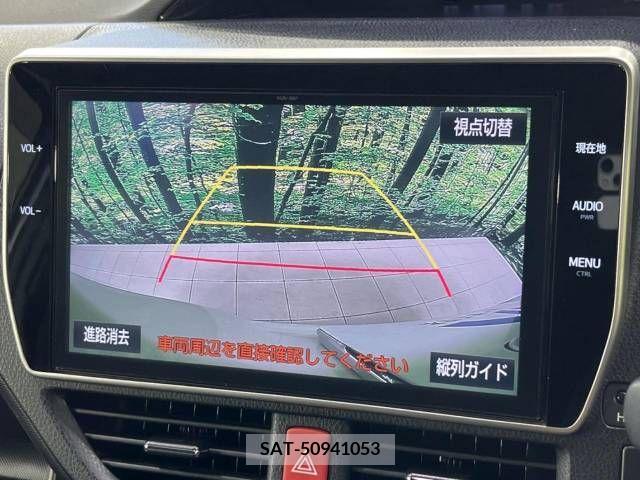 Toyota VOXY 2018-05 370334-3
