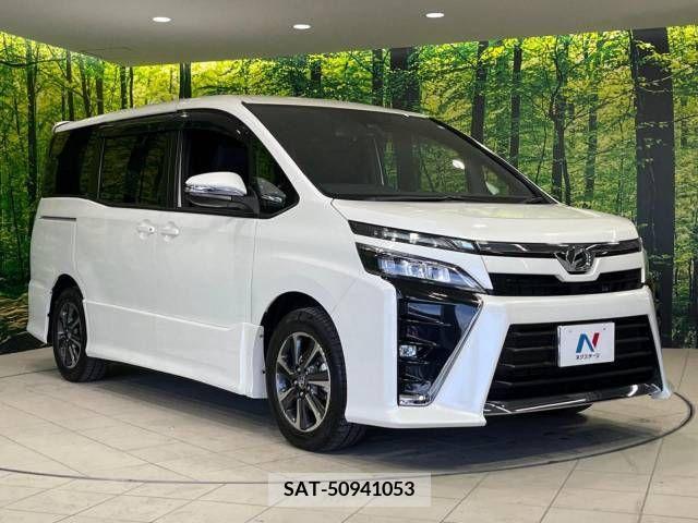 Toyota VOXY 2018-05 370334-16