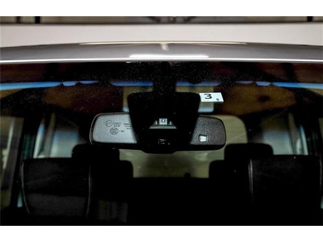 Nissan SERENA 2014-03 3196-26