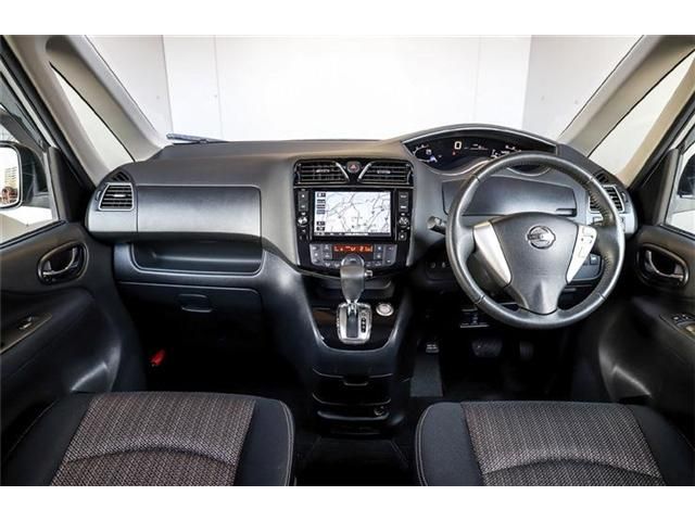 Nissan SERENA 2014-03 3196-5