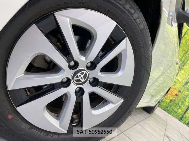 Toyota PRIUS 2017-09 228321-14