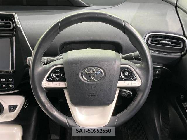 Toyota PRIUS 2017-09 228321-12