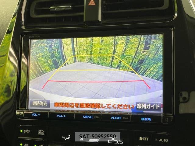 Toyota PRIUS 2017-09 228321-4