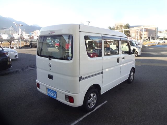 Nissan CLIPPER 2017-10 28258-1
