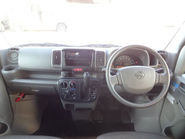 Nissan CLIPPER 2017-10 28258-2