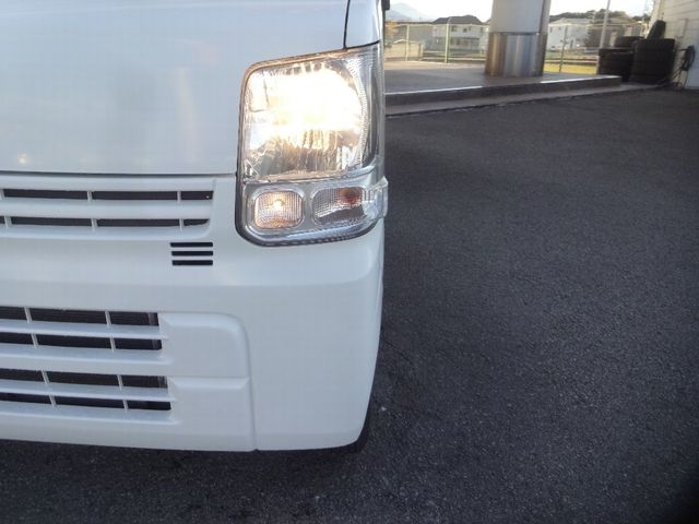 Nissan CLIPPER 2017-10 28258-29
