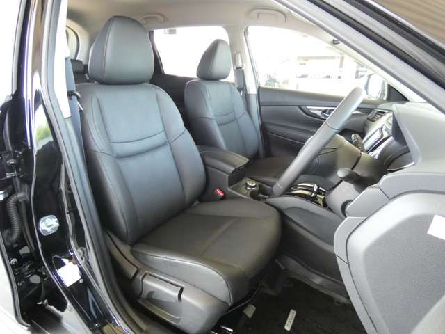 Nissan X-TRAIL 2017-12 20054-5