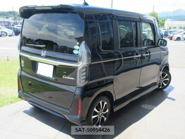 Honda N BOX CUSTOM 2018-10 364978-1