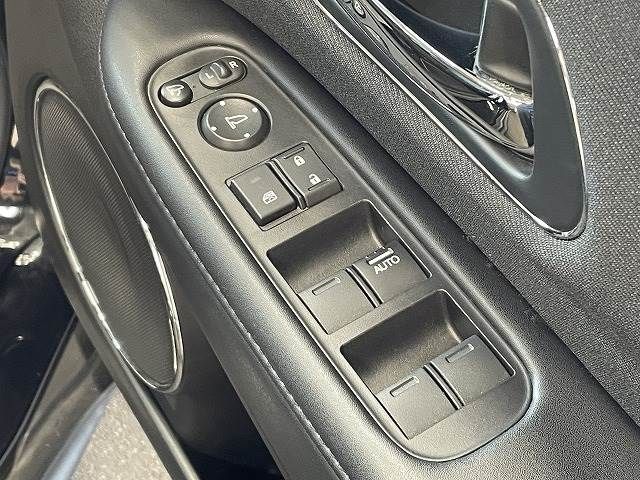 Honda VEZEL 2018-02 14381-11