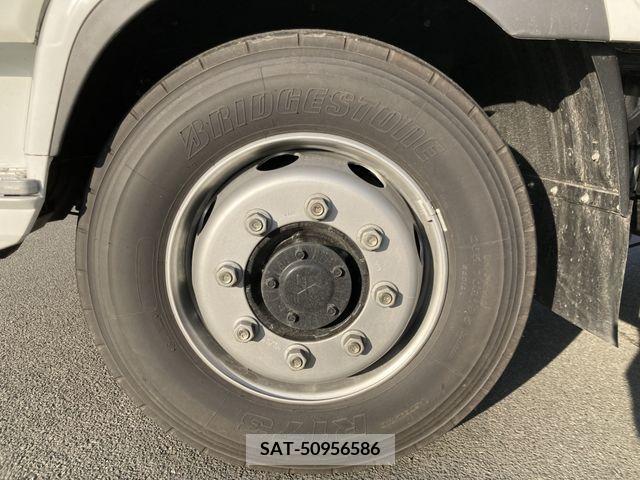 MITSUBISHI FUSO Fighter 2022-08 353137-17