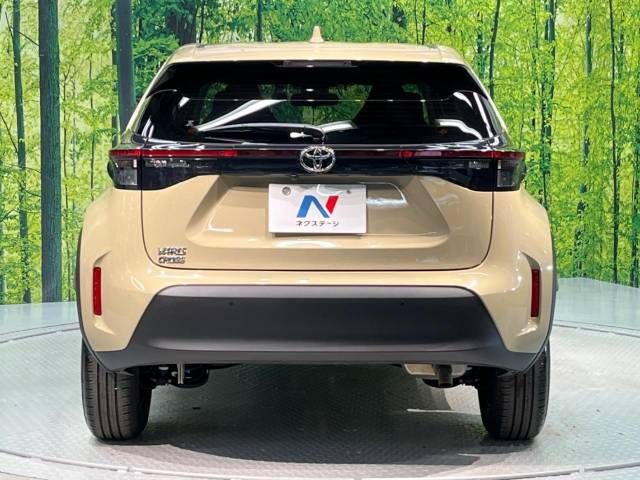 Toyota YARIS CROSS 2023-03 194255-15