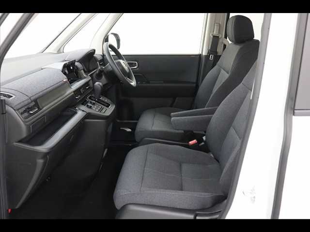Honda e 2023-04 2256-10