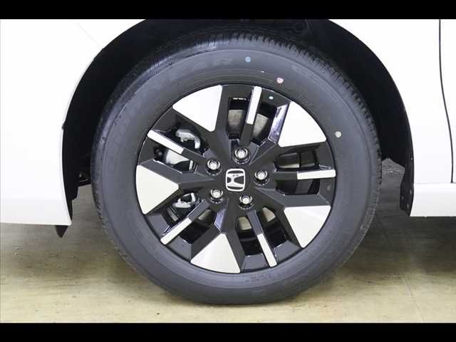 Honda e 2023-04 2256-23