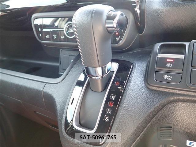 Honda N BOX CUSTOM 2022-10 279060-14