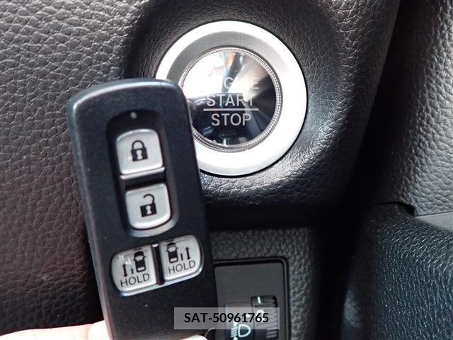 Honda N BOX CUSTOM 2022-10 279060-9
