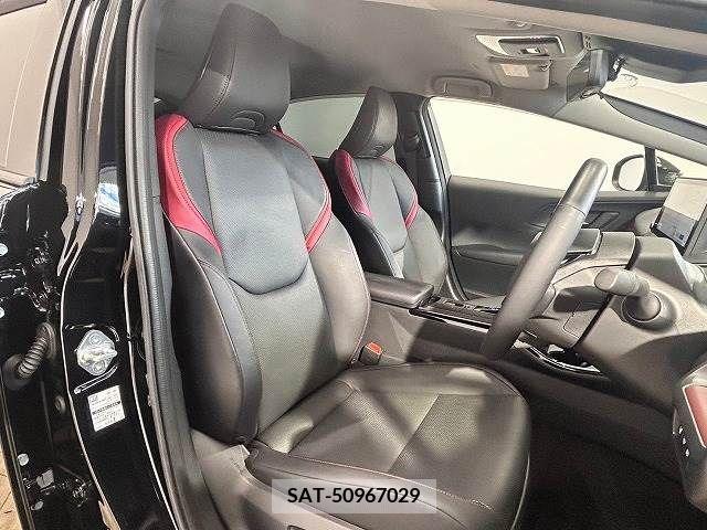 Toyota PRIUS 2023-05 339123-8