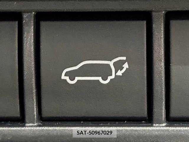 Toyota PRIUS 2023-05 339123-5