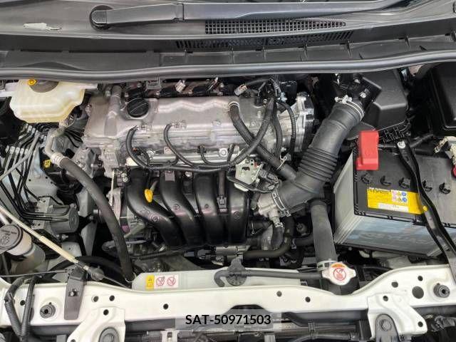 Toyota NOAH 2018-11 221478-19