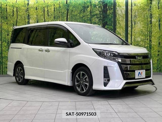 Toyota NOAH 2018-11 221478-17