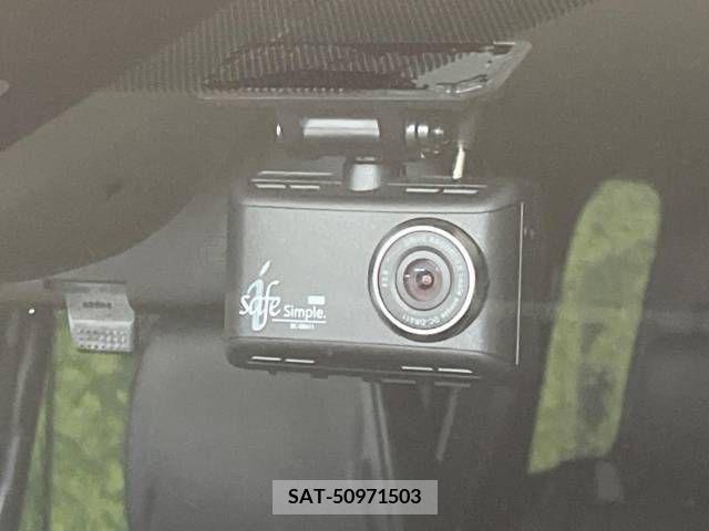 Toyota NOAH 2018-11 221478-7