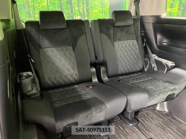 Toyota VELLFIRE 2019-04 374433-10