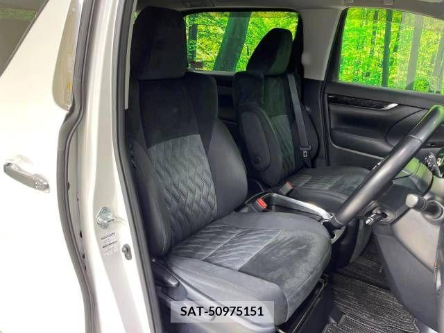 Toyota VELLFIRE 2019-04 374433-8
