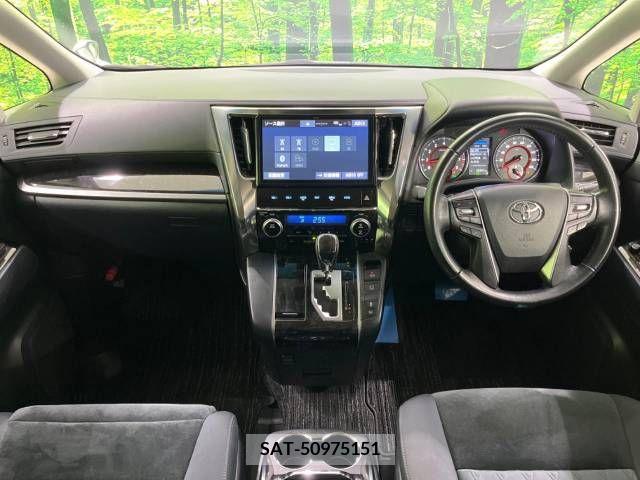 Toyota VELLFIRE 2019-04 374433-1